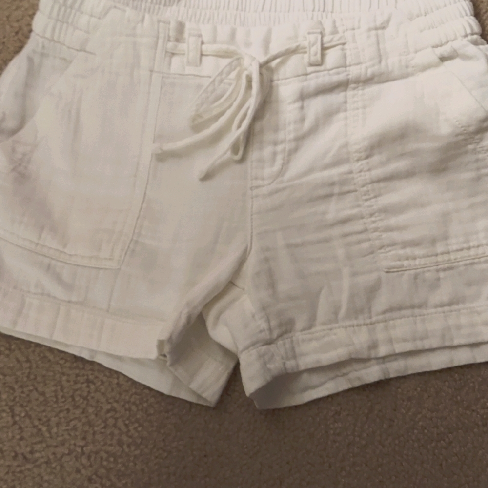 Women shorts